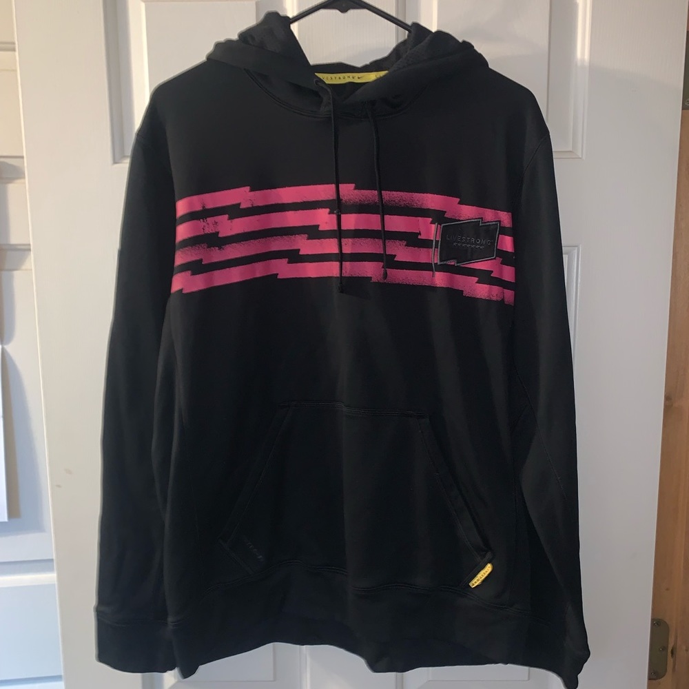 S Nike Therma-Fit Livestrong Hoodie